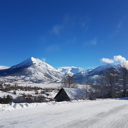 Les Hauts Des Auches Ансел Екстериор снимка
